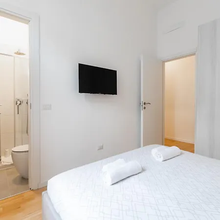 Apartment Casa 500 Family & Friends - M3 10 Minutes To Duomo Milan